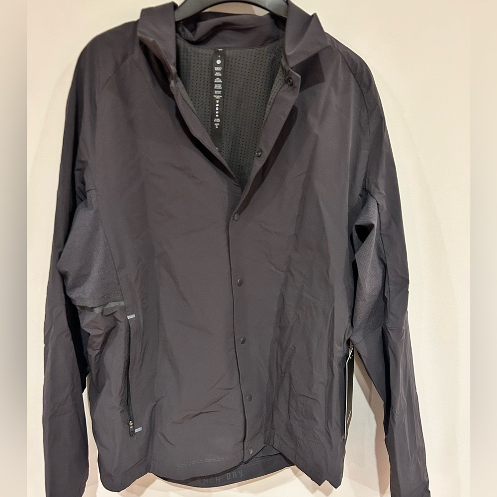 Lululemon outdoor jacket size large